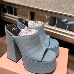 Zara Women's Denim Blue Platform Mules